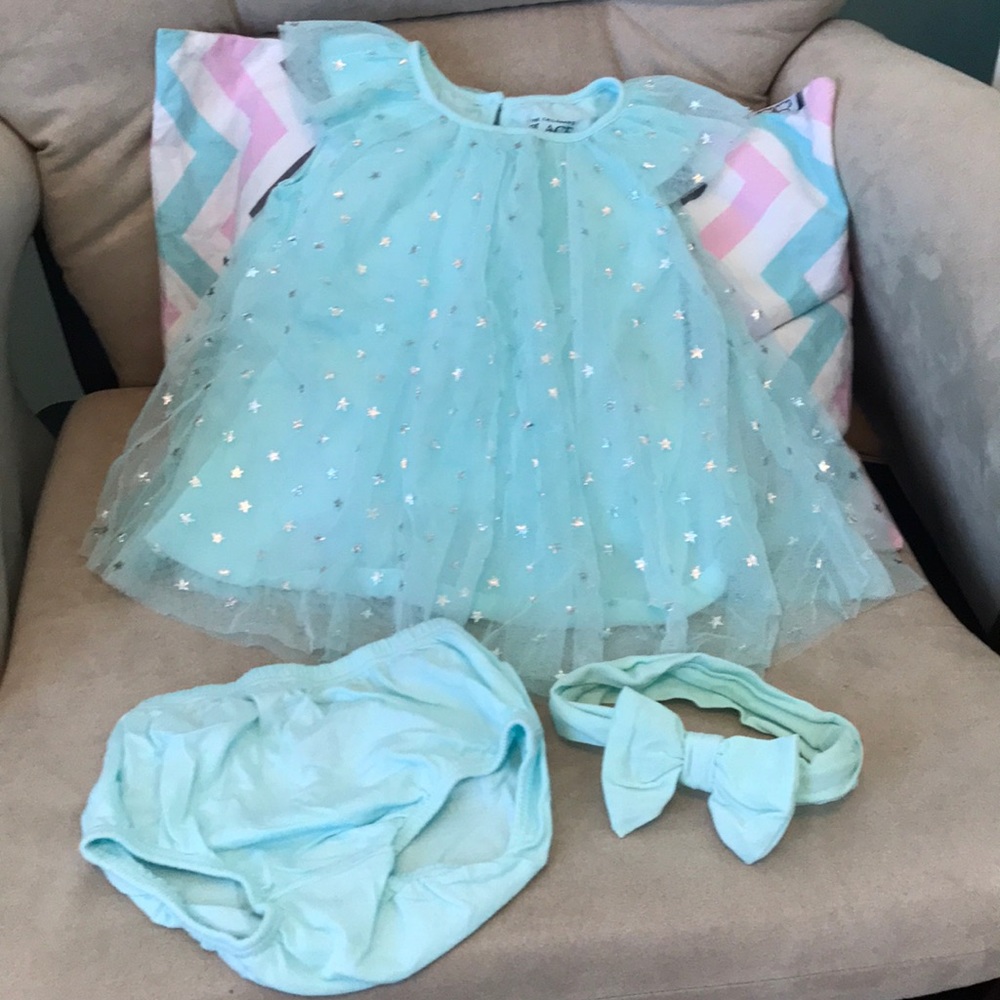Girls Dress and Matching Bow